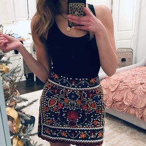 Embroidered skirt